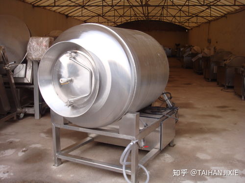 真空腌制技术革新咸菜加工 从滚揉机到真空设备的高效应用